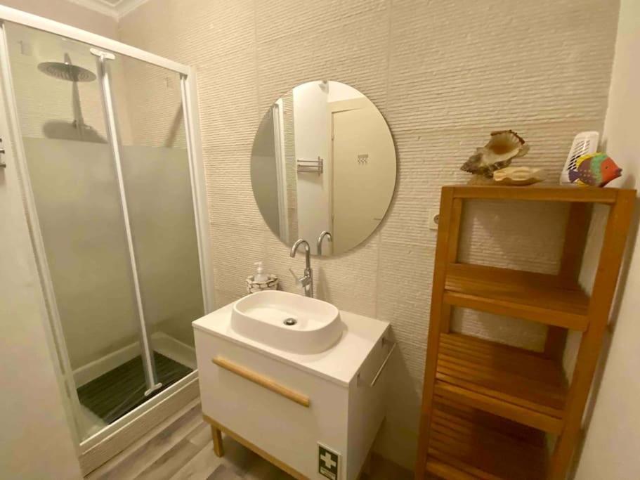 Rocha'S Apartment Remodelado! Na Praia Com Terraco Віла-Нова-де-Гая Екстер'єр фото