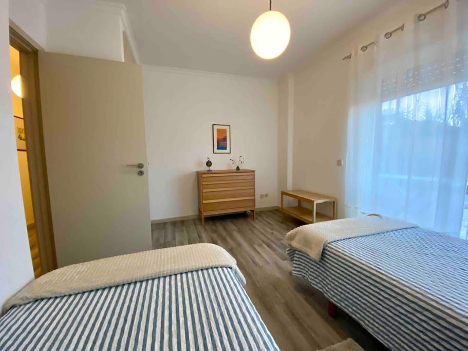 Rocha'S Apartment Remodelado! Na Praia Com Terraco Віла-Нова-де-Гая Екстер'єр фото